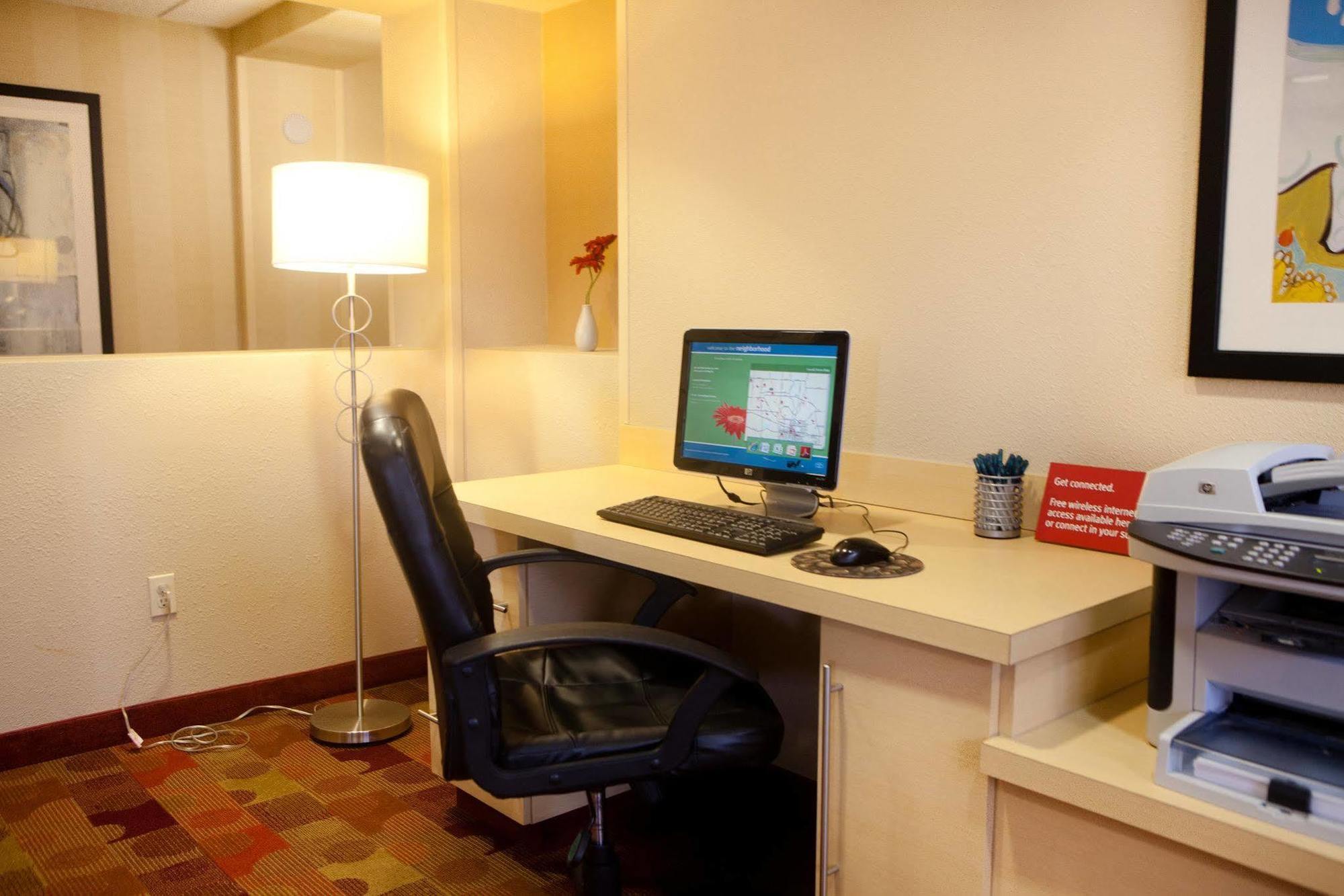 Towneplace Suites Рочестър Екстериор снимка
